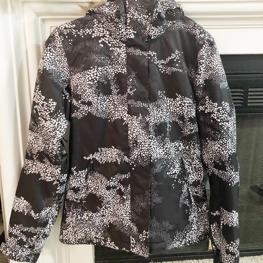 Roxy Snow Puffy Jacket